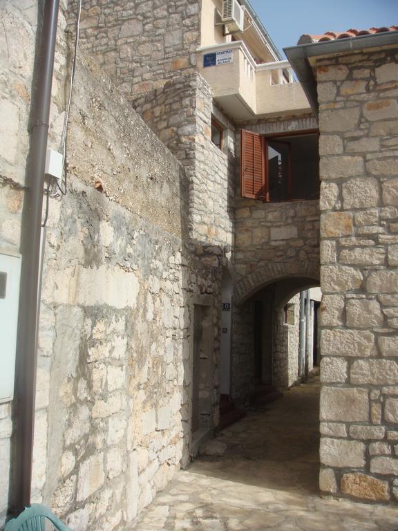 Apartman Klarin - Old Stone House Apartment Йезера Екстериор снимка